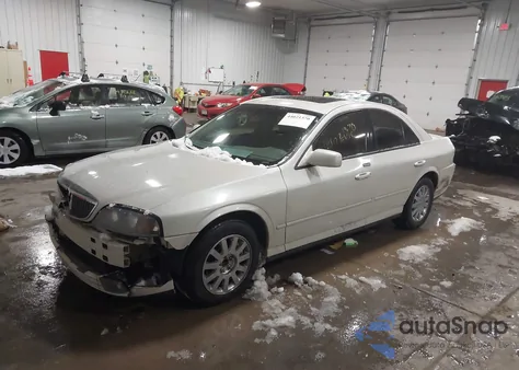 2005 Lincoln Ls V8 z USA, uszkodzony, nr VIN 1LNHM87A95Y640040